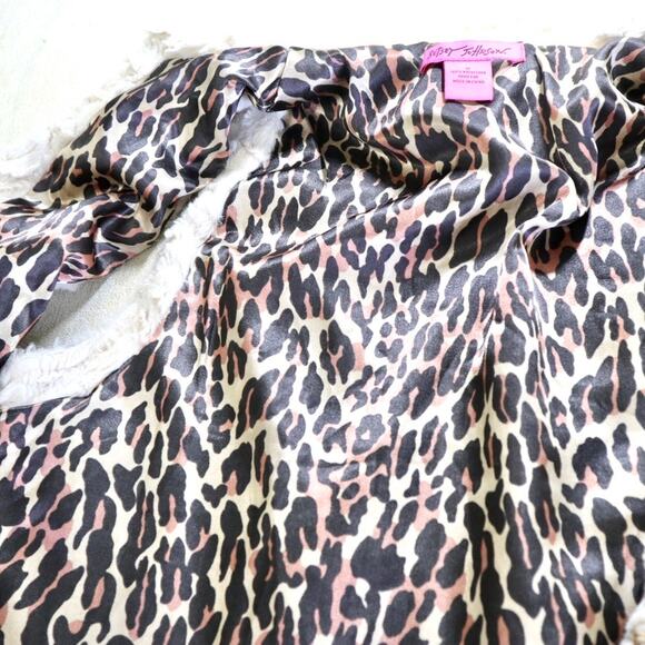 Betsey Johnson Size M Faux Fur Vest Rosette Swirl Cheetah Cream - Picture 11 of 12